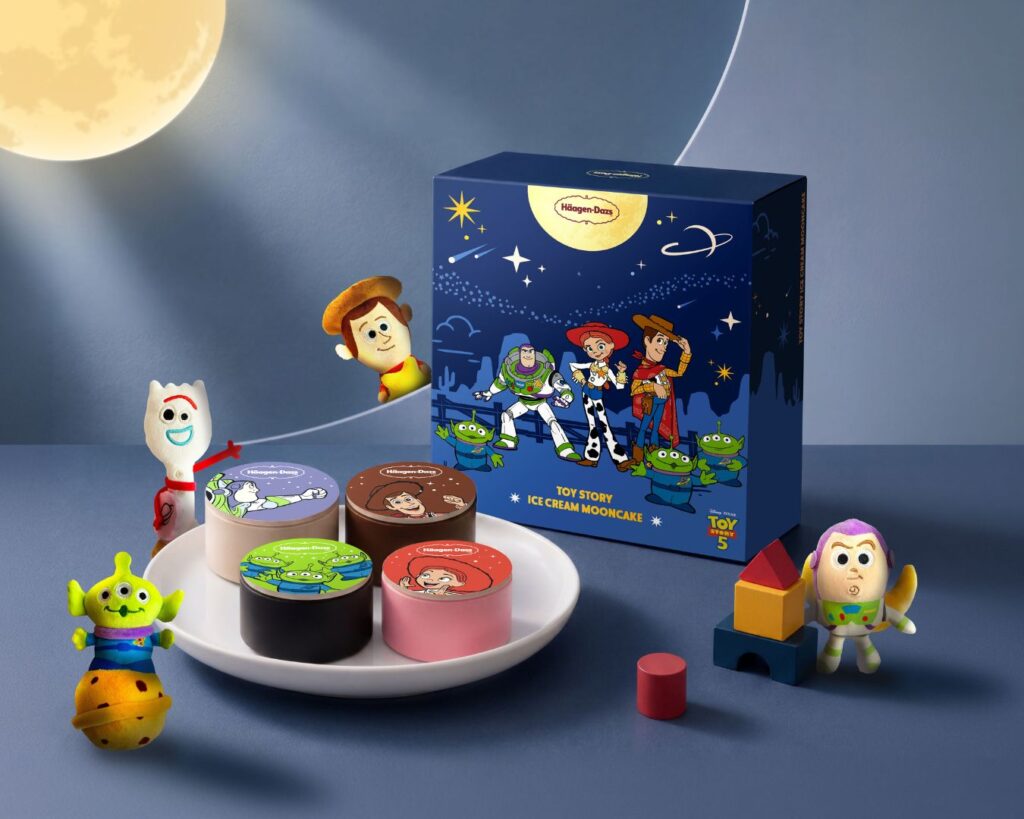 HaagenDazs 雪糕月餅 Toy Story Mooncake & Toy Plush